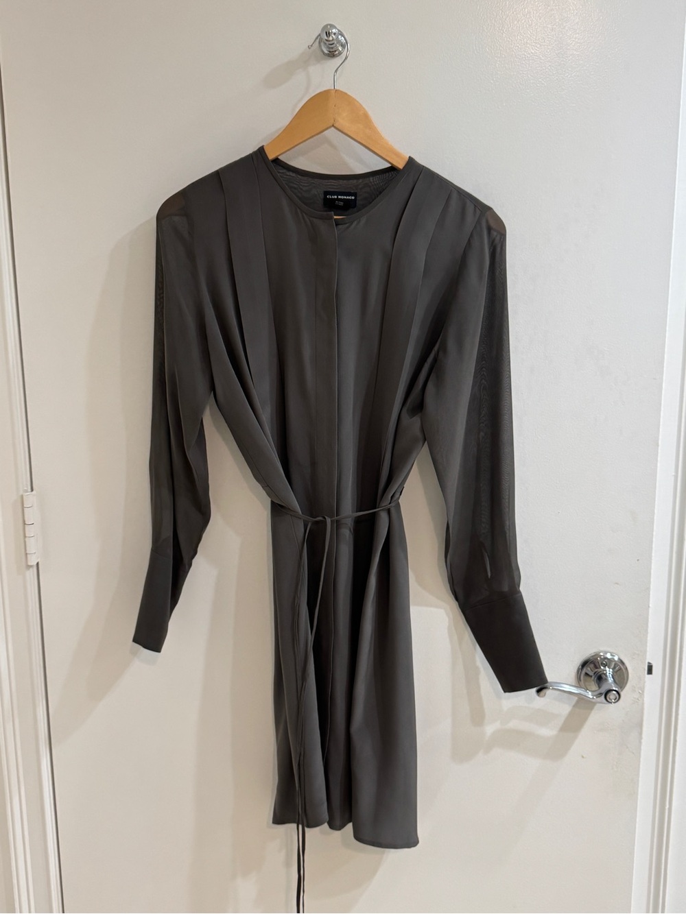 Club Monaco Charcoal Gray Long-Sleeve Tie-Waist Dress